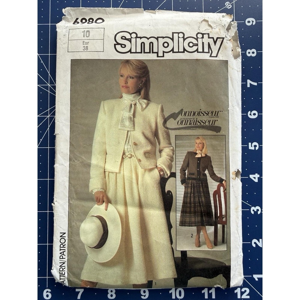 Simplicity Connoisseur Collection Pattern 6980 Pleated Skirt & Lined Jacket Sz10